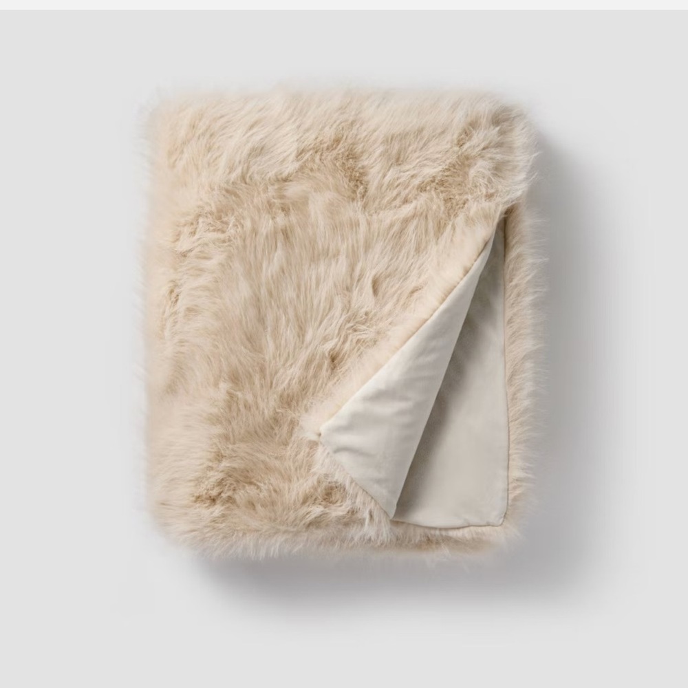 50"x60" Lush Faux Fur Throw - Threshold designed w Cream Faux Fur